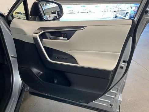 Used 2020 Toyota RAV4 XLE Premium AWD/4WD image 12