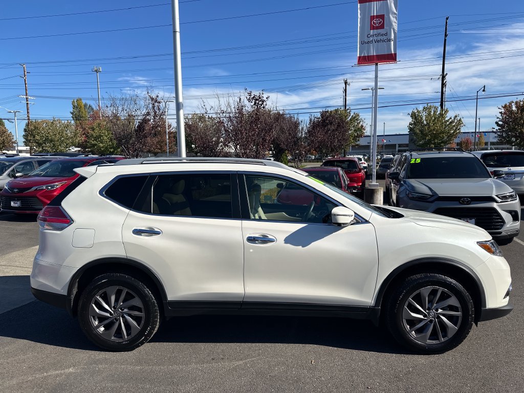 Used 2016 Nissan Rogue SL w/ SL Premium Package AWD/4WD image 6