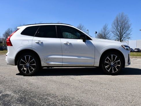Used 2023 Volvo XC60 B5 Plus w/ Climate Package image 8