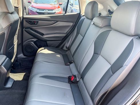 Used 2021 Subaru Crosstrek 2.5i Sport w/ Moonroof Package AWD/4WD image 18