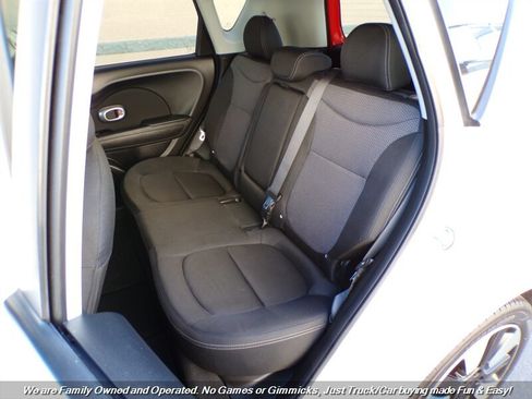 Used 2019 Kia Soul + image 22