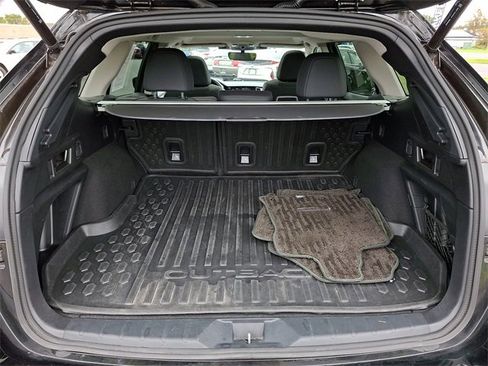 Used 2023 Subaru Outback Onyx Edition XT image 30
