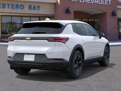 New 2026 Chevrolet Equinox EV LT image 4