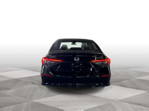 Used 2023 Honda Civic Touring image 7