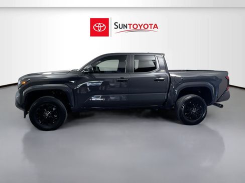 Used 2025 Toyota Tacoma SR5 RWD image 7