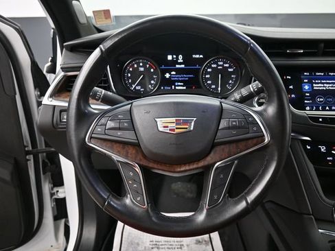 Used 2020 Cadillac XT5 Premium Luxury image 20