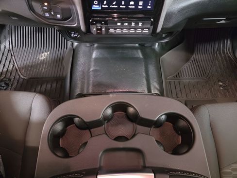 New 2026 RAM 3500 Tradesman AWD/4WD image 17