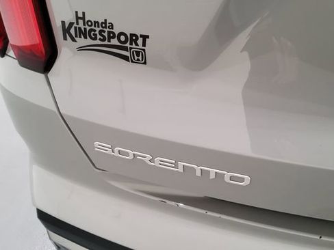 Used 2023 Kia Sorento SX FWD image 40