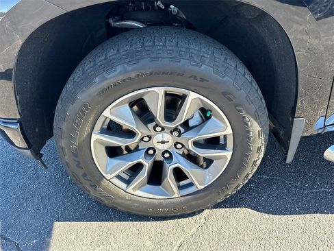 Used 2021 Chevrolet Silverado 1500 RST image 12