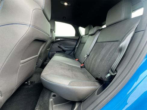 Used 2018 Ford Focus RS image 20