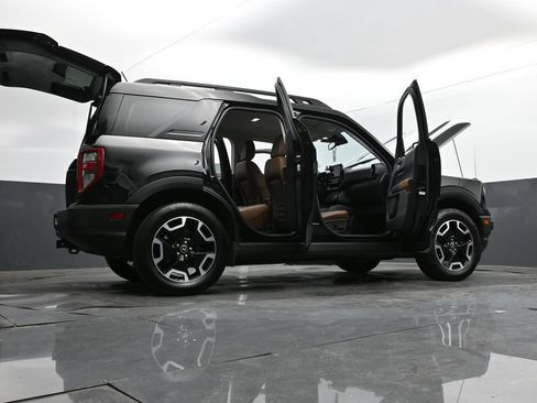 Certified 2022 Ford Bronco Sport Outer Banks w/ Tech Package AWD/4WD image 37