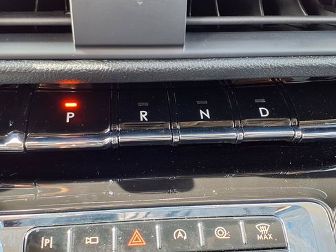 Used 2025 Lincoln Corsair FWD image 13