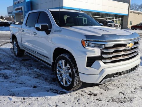 Used 2022 Chevrolet Silverado 1500 High Country image 2