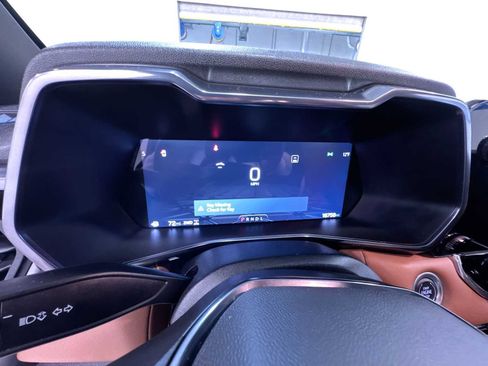 Used 2024 GMC Canyon AT4 w/ AT4 Premium Package image 21