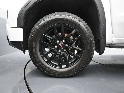 Used 2025 GMC Sierra 1500 Elevation AWD/4WD image 29