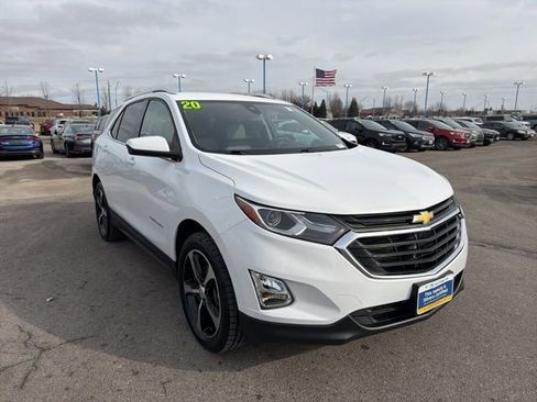 Used 2020 Chevrolet Equinox LT image 2