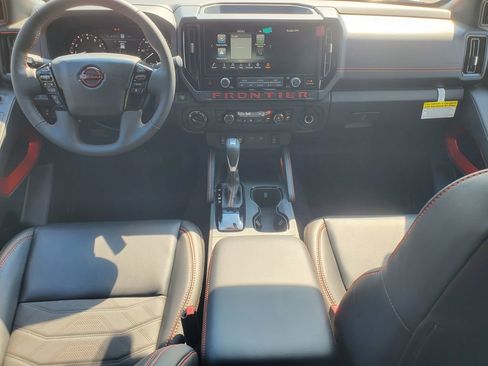 New 2025 Nissan Frontier PRO-4X w/ Pro Premium Package image 11