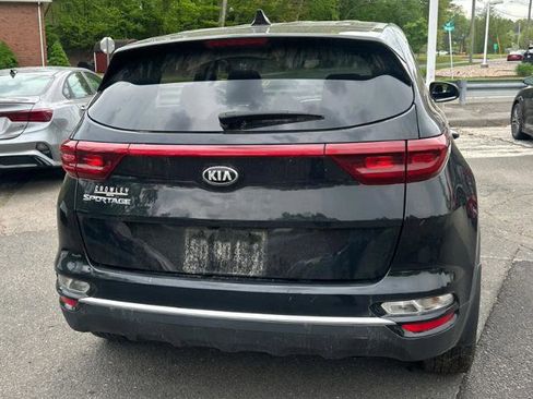 Used 2022 Kia Sportage LX AWD/4WD image 5