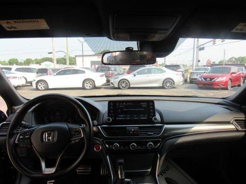 Used 2020 Honda Accord Sport image 23
