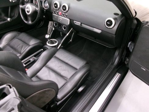 Used 2001 Audi TT 1.8T AWD/4WD image 23