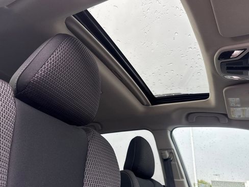 Used 2025 Subaru Outback Premium image 20