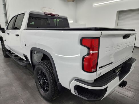 Used 2024 Chevrolet Silverado 2500 LT w/ Z71 Sport Edition image 6