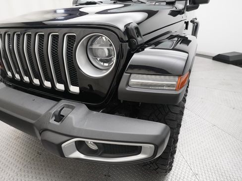 Used 2021 Jeep Wrangler Unlimited Sahara image 22