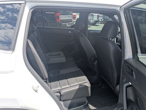 Used 2019 Volkswagen Tiguan SEL Premium R-Line AWD/4WD image 30