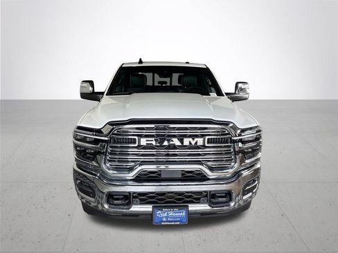 New 2026 RAM 2500 Laramie AWD/4WD image 3