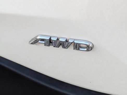 Used 2022 Toyota RAV4 Limited image 13