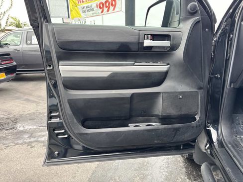 Used 2021 Toyota Tundra Limited image 18