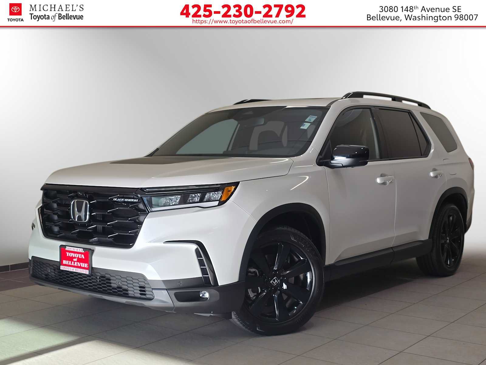Used 2025 Honda Pilot Black Edition image 1