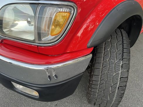 Used 2004 Toyota Tacoma PreRunner image 26