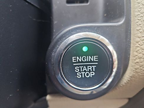 Used 2015 Ford Expedition EL Limited w/ Equipment Group 301A image 19