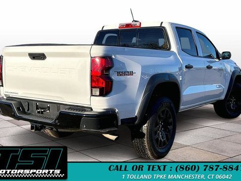 Used 2024 Chevrolet Colorado Trail Boss w/ Advanced Trailering Package image 2