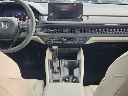 Certified 2023 Honda Accord EX image 5