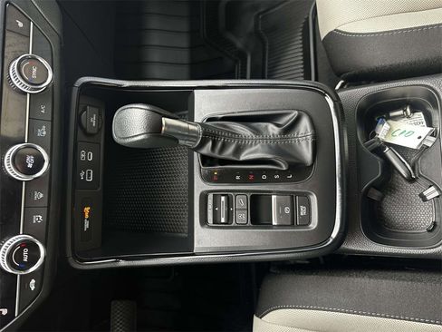 Certified 2024 Honda CR-V EX image 17