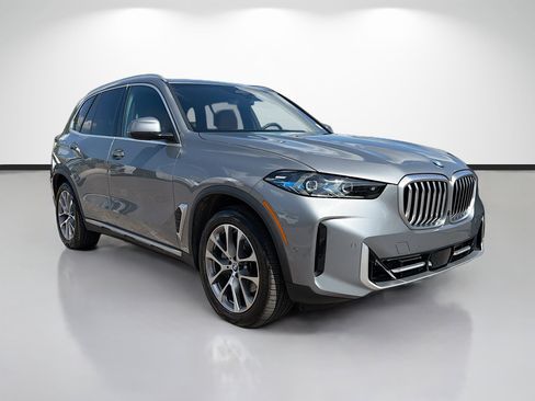 Used 2026 BMW X5 sDrive40i RWD image 1