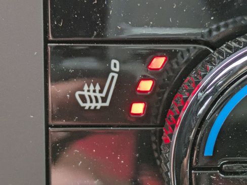 New 2026 Nissan Rogue SV image 21