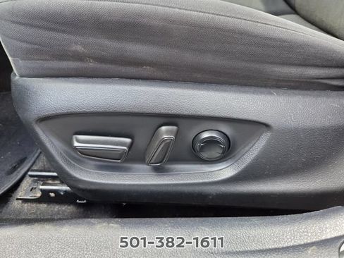 Used 2022 Toyota Camry LE FWD image 18