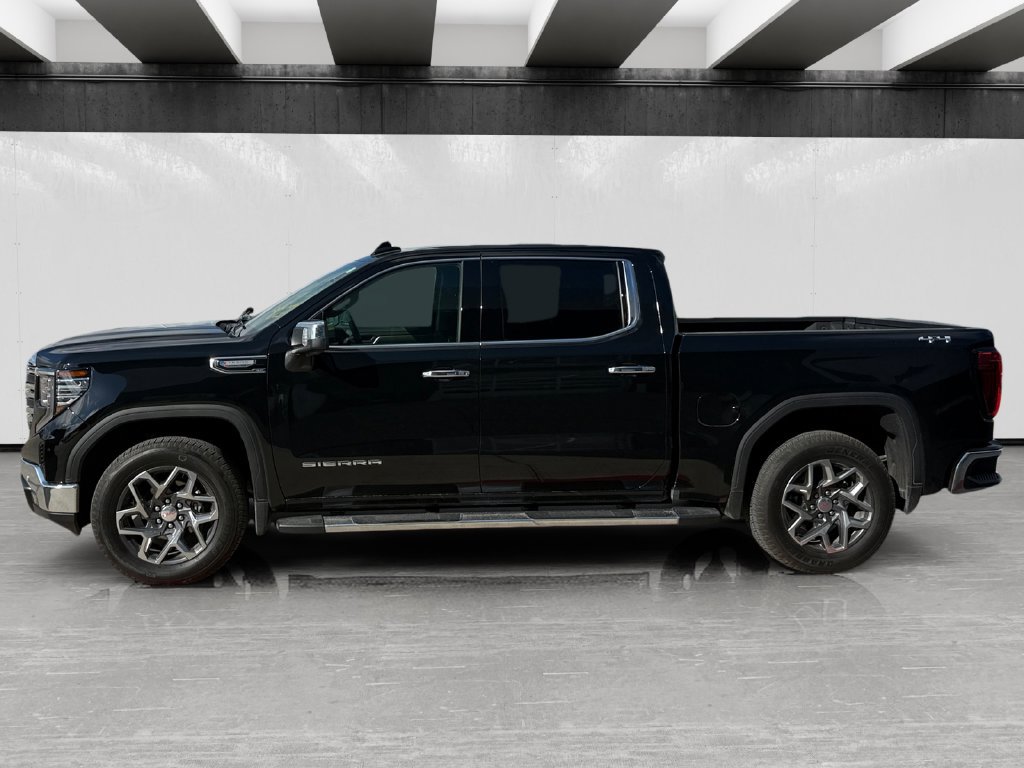 Used 2026 GMC Sierra 1500 SLT AWD/4WD image 2