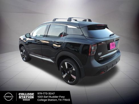 New 2026 Nissan Kicks SR w/ Illumination Package image 6