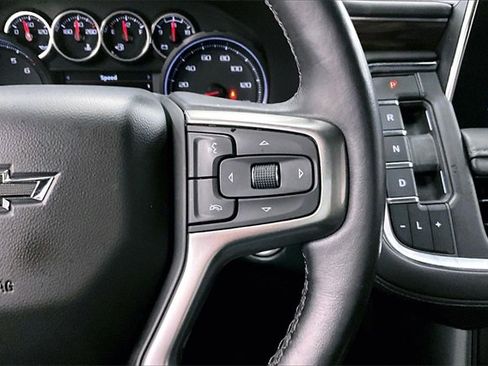 Used 2021 Chevrolet Tahoe Z71 w/ Luxury Package image 24