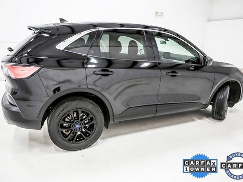 Used 2022 Ford Escape SE image 8