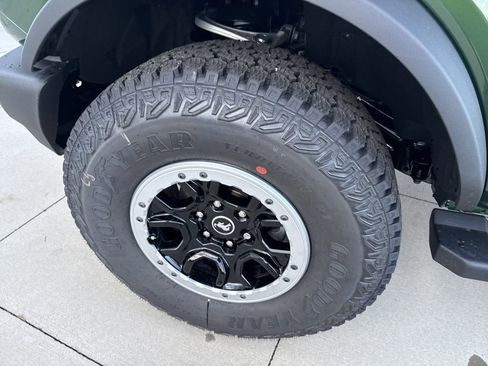 New 2025 Ford Bronco 2-Door w/ Sasquatch Package image 11