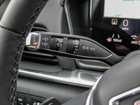 New 2027 GMC Terrain Elevation w/ Elevation Premium Package AWD/4WD image 26