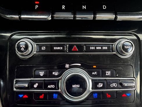 Used 2022 Lincoln Corsair AWD w/ Premium Package image 32