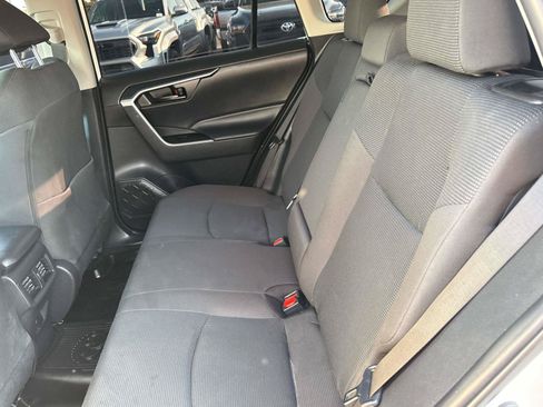 Used 2024 Toyota RAV4 LE AWD/4WD image 14