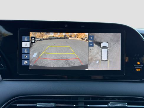 Used 2021 Hyundai Palisade Calligraphy image 36