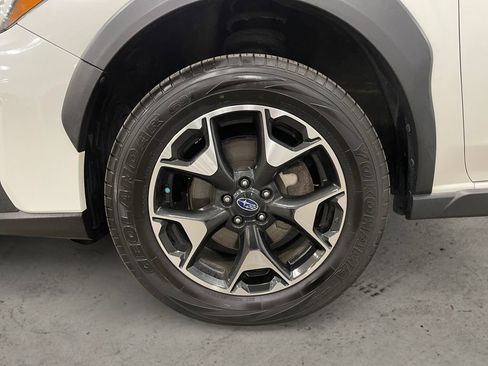 Used 2019 Subaru Crosstrek 2.0i Premium AWD/4WD image 14